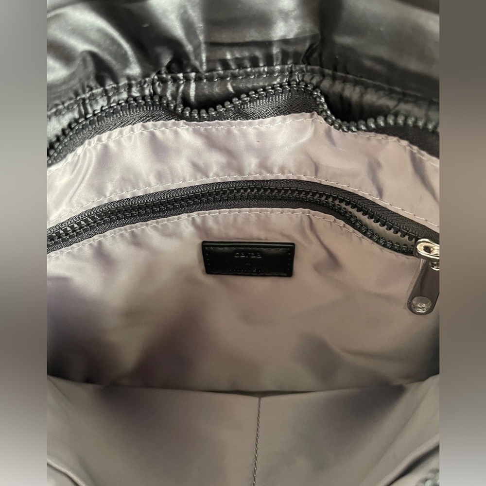 Caraa x Athleta NEW Black Crossbody Quilted Nylon Puffer Bag Travel Shoulder - Picture 5 of 5